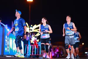 BIB: 579, 3697, 9887
                            <button type="button" onclick="openModal(22998221)" class="btn btn-primary btn-sm float-right btn-popup" data-toggle="modal" data-target=".modal-high-quality">
                        <i class="fas fa-shopping-cart"></i> Add to Cart
                    </button>
                                            <button type="button" onclick="isThisMe(22998221, true)" class="btn btn-success btn-sm float-right btn-popup btn-isme hidden" data-toggle="tooltip" data-placement="bottom" title="นี่คือรูปของคุณใช่ไหม คลิกที่นี่เพื่อเอาเข้าอัลบั้ม">
                        <i class="fas fa-plus"></i> Add to album
                    </button>
                    <button type="button" onclick="isThisMe(22998221, false)" class="btn btn-warning btn-sm float-right btn-popup btn-isnotme hidden">
                        <i class="fas fa-ban"></i> Remove from album
                    </button>